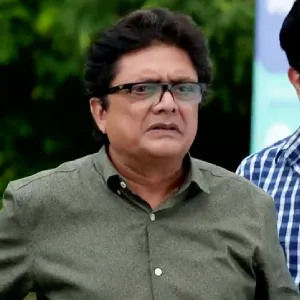 Bhaskar Banerjee in Ekka Dokka serial episodic look