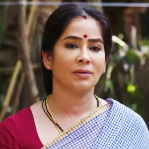 Lakshmi Vasudevan in Naga Panchami serial episodic look