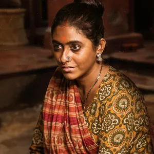 Sneha Chatterjee in Indubala Bhater Hotel web series episodic look