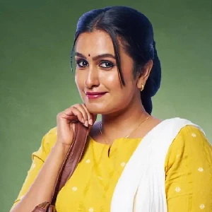 Kavitha Nair in Anuraga Ganam Pole serial look